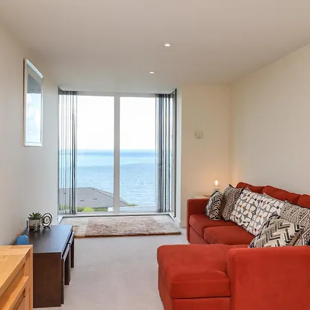 Ocean View Apartment Carbis Bay