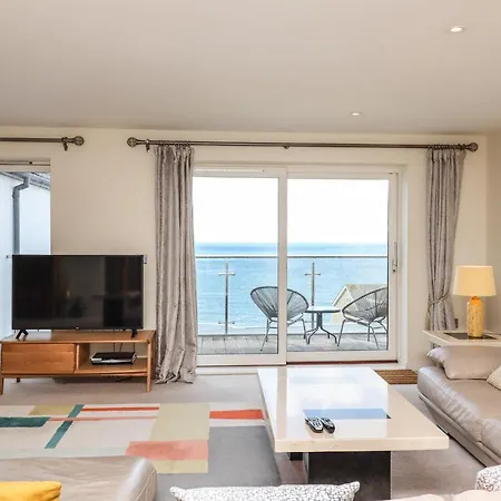 Ocean View Carbis Bay